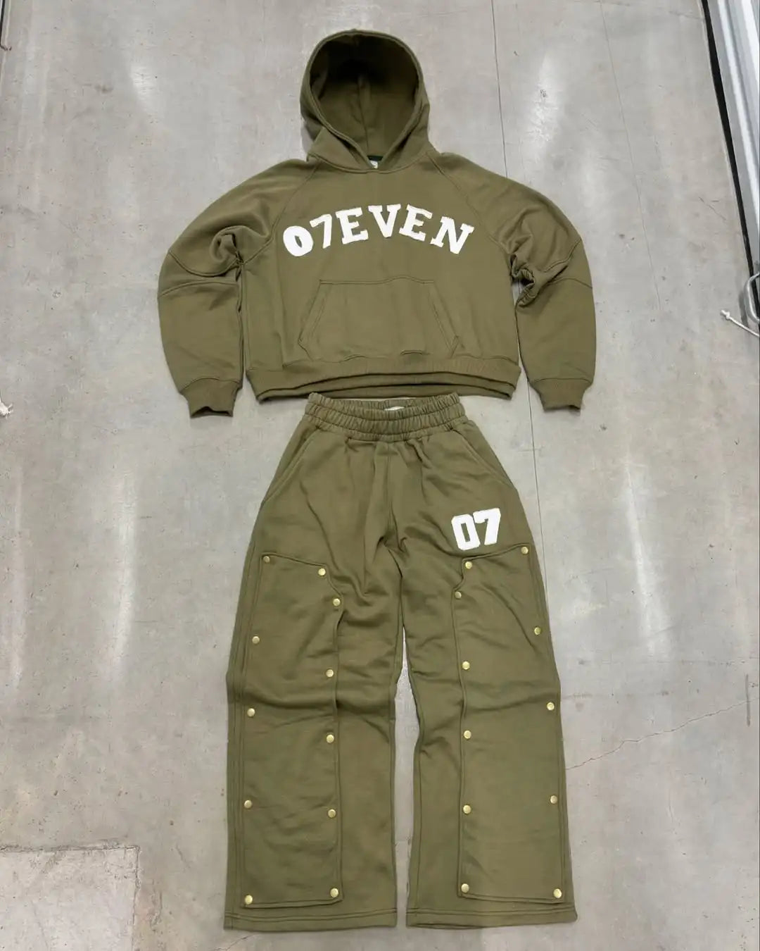 Streetwear 07even Hoodie set