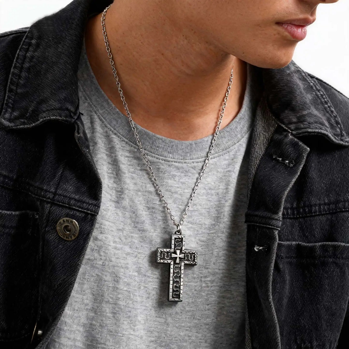 Openable Cross Pendant Necklace