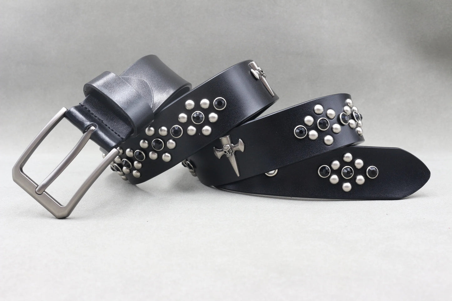 Metal Rivet Leather Belt